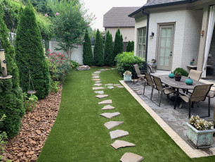 Private Residence in Nashville, Tennessee by ForeverLawn of Tennessee