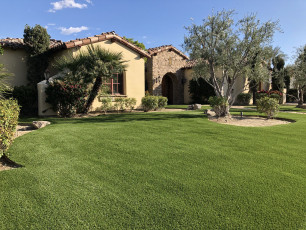 La Quinta Heady Residence in California