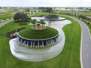 Mirada Fountain by ForeverLawn Tampa Bay