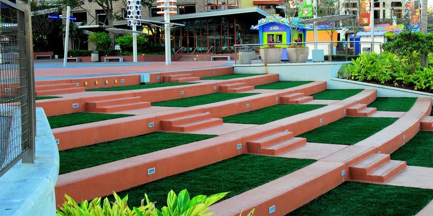 DuPont ForeverLawn Select XL was utilized in median areas at Universal Studios Orlando Florida DuPont ForeverLawn Select XL was utilized in median areas at Universal Studios Orlando Florida