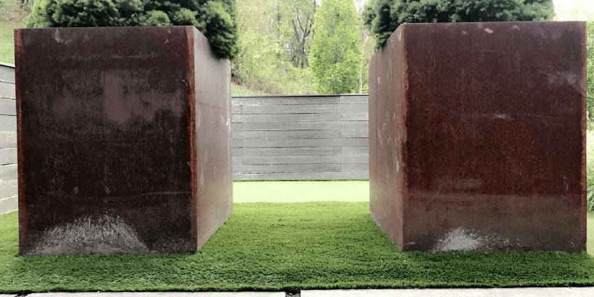 Residential outdoor entertainment space in Cranberry, PA, featuring ForeverLawn artificial grass