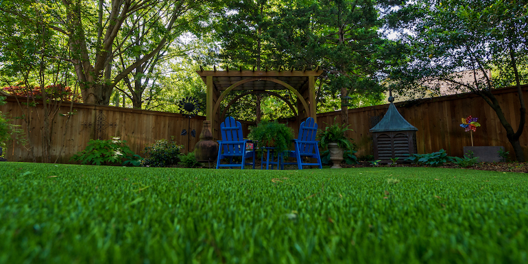 Transformed Backyard Space in Tulsa with DuPont™ ForeverLawn® Select HD